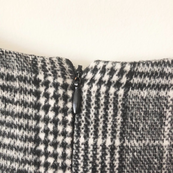 Plaid Dress - Picture 4 of 5